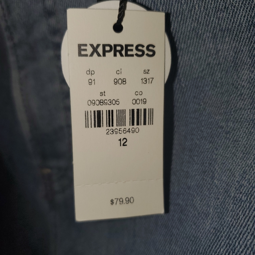 EXPRESS - Picture 4 of 4